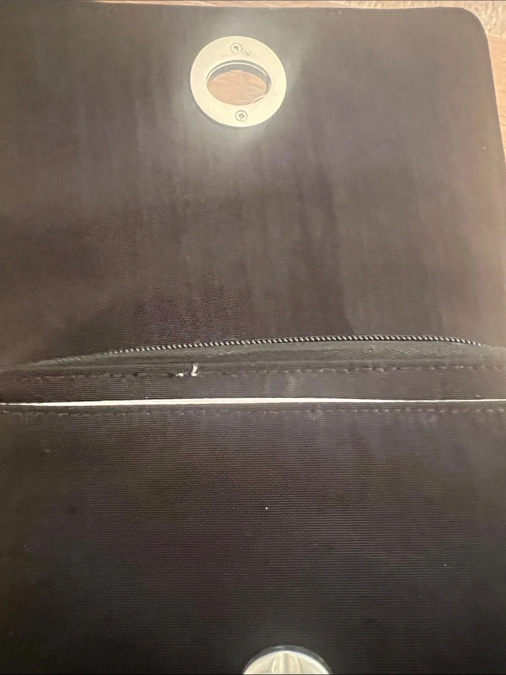 Baggallini Black Crossbody Wallet with Silver Turn-Lock - Picture 7 of 7